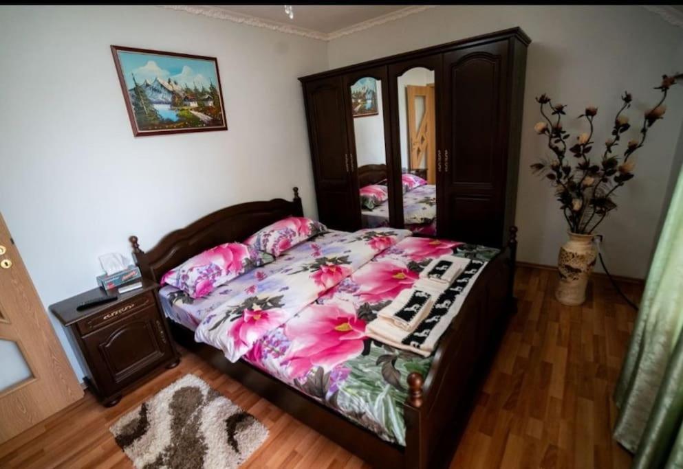 Casa Mona Βίλα Oradea Εξωτερικό φωτογραφία