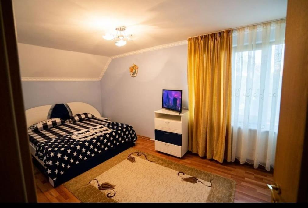 Casa Mona Βίλα Oradea Εξωτερικό φωτογραφία